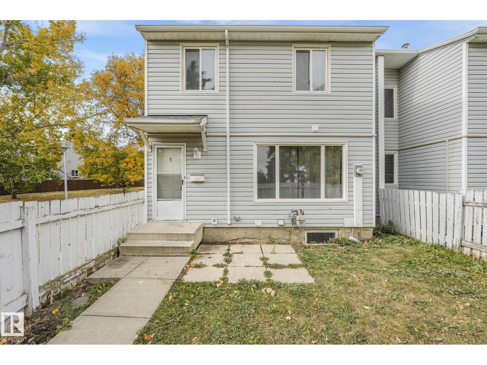 5 Amberly Co Nw, Edmonton, Alberta  T5A 2H9 - Photo 7 - E4459920