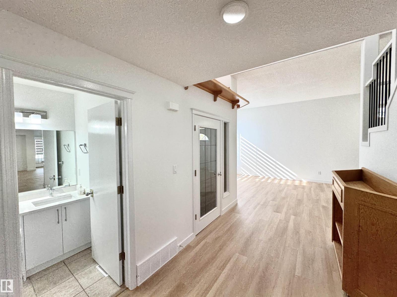 2908 44a Av Nw, Edmonton, Alberta  T6T 1G9 - Photo 14 - E4459921