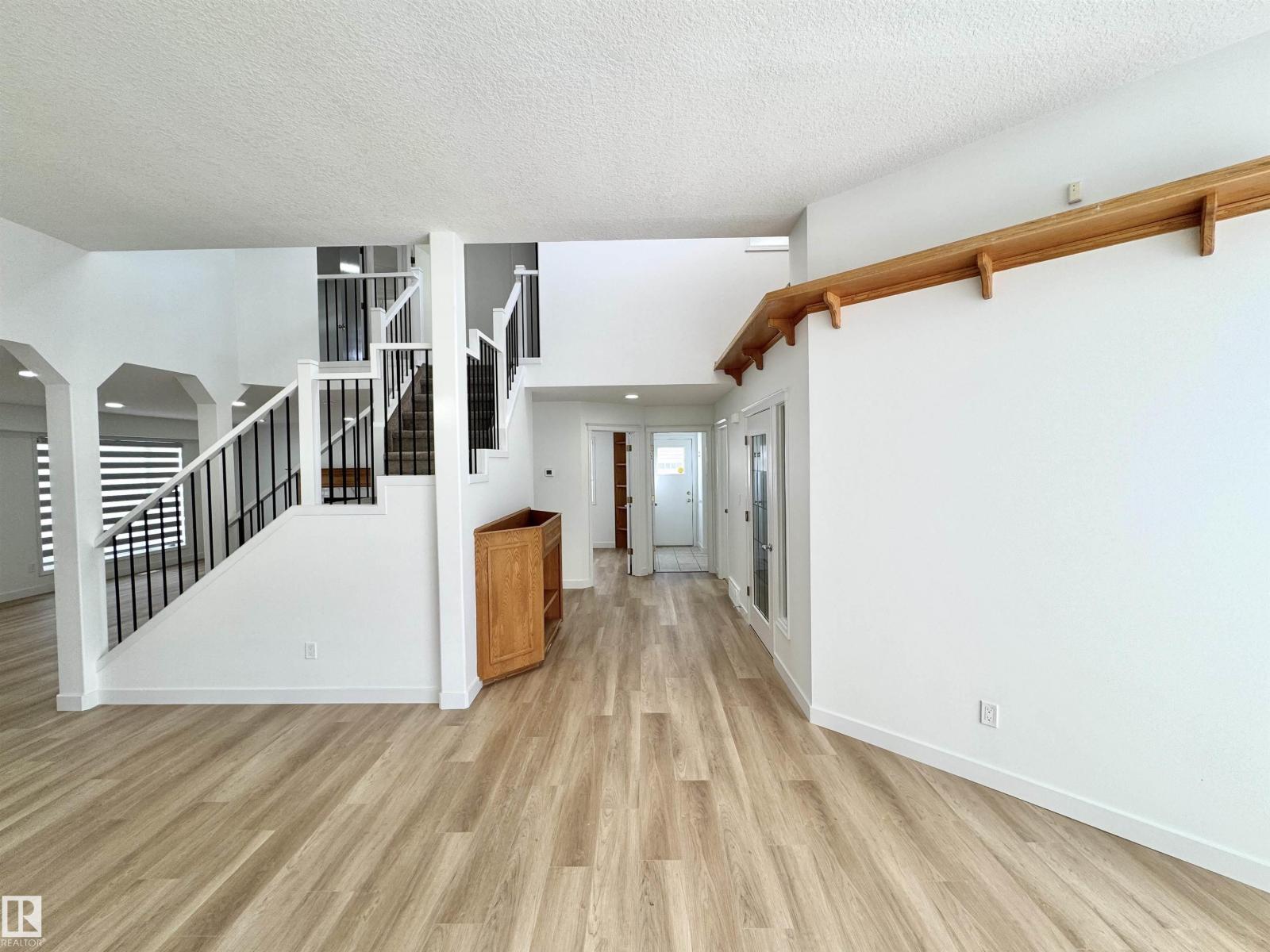 2908 44a Av Nw, Edmonton, Alberta  T6T 1G9 - Photo 9 - E4459921