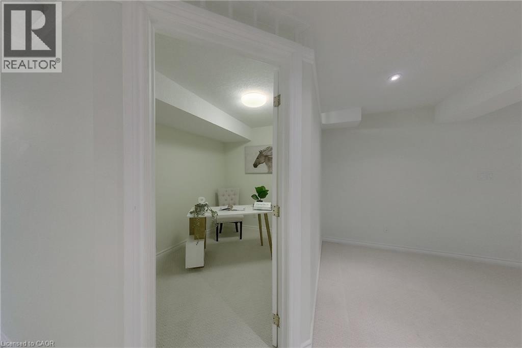 517 Buckingham Boulevard, Waterloo, Ontario  N2T 2T9 - Photo 39 - 40768672