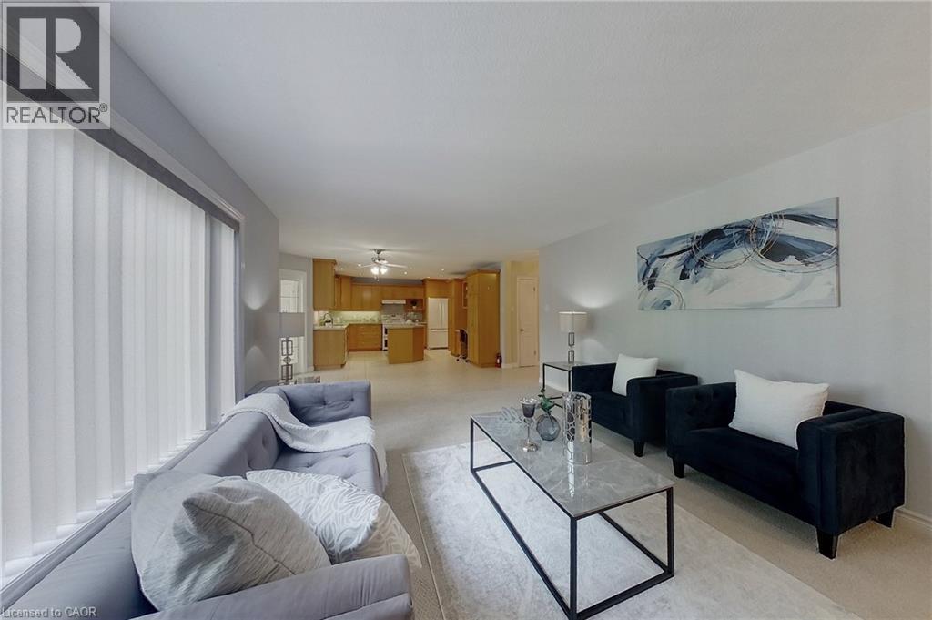 517 Buckingham Boulevard, Waterloo, Ontario  N2T 2T9 - Photo 15 - 40768672