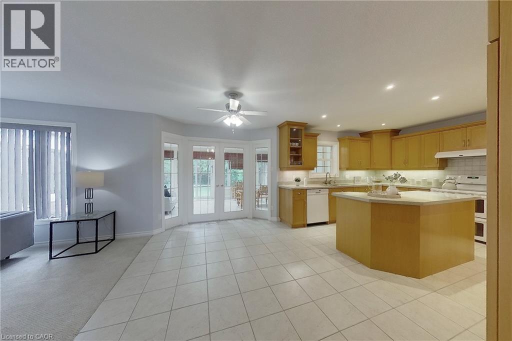 517 Buckingham Boulevard, Waterloo, Ontario  N2T 2T9 - Photo 8 - 40768672