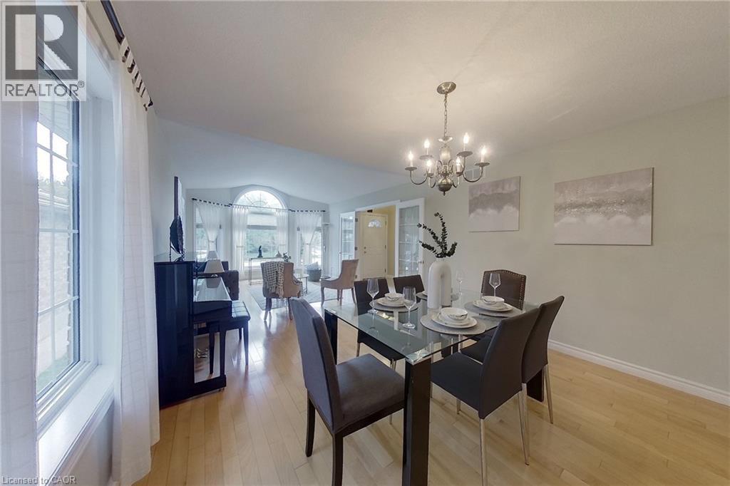 517 Buckingham Boulevard, Waterloo, Ontario  N2T 2T9 - Photo 7 - 40768672