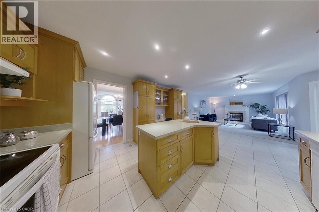 517 Buckingham Boulevard, Waterloo, Ontario  N2T 2T9 - Photo 12 - 40768672
