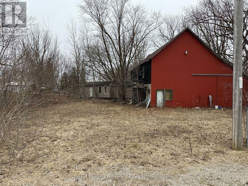 42842 Winthrop Road, Huron East, Ontario  N0K 1W0 - Photo 5 - X12431323
