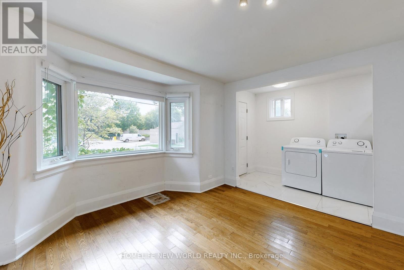 14 Franklin Avenue, Toronto, Ontario  M2N 1B6 - Photo 5 - C12425361