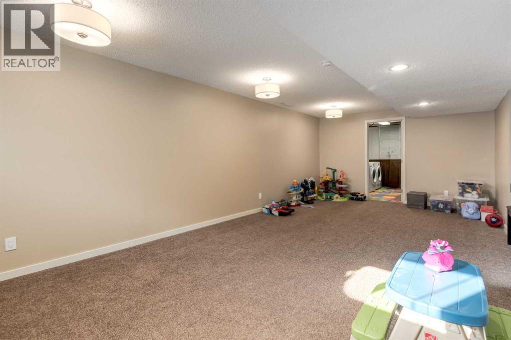 152 New Brighton Grove Se, Calgary, Alberta  T2Z 1G1 - Photo 22 - A2256828