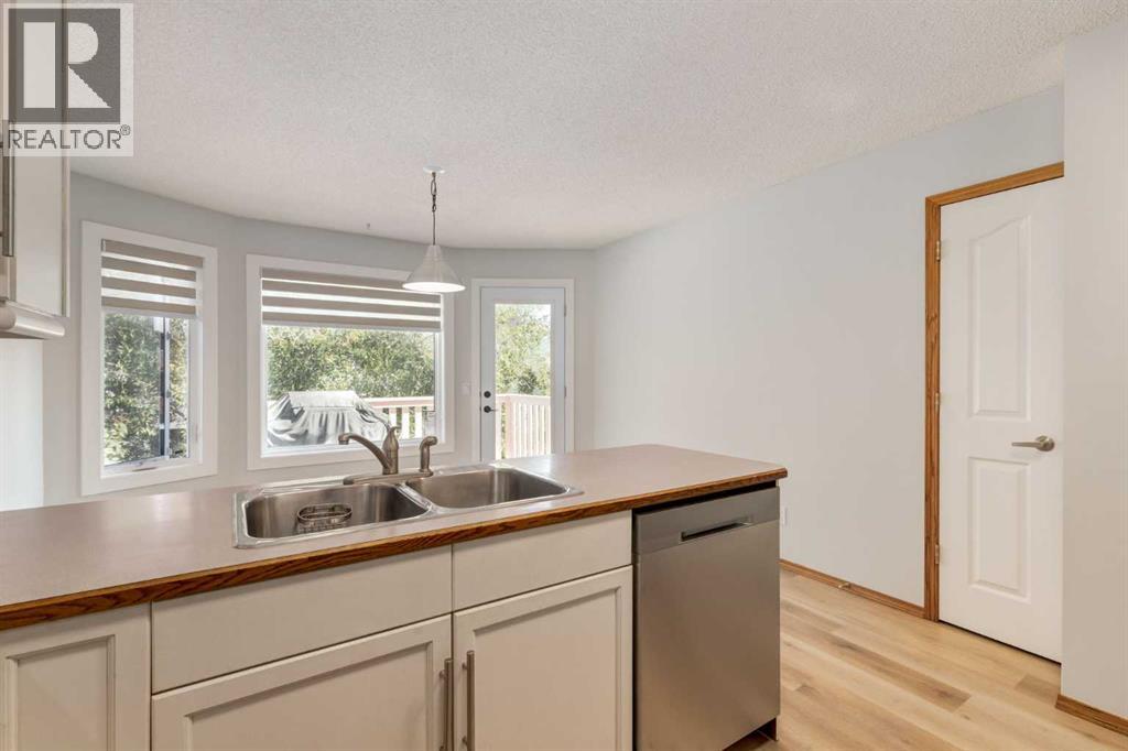 44 Citadel Manor Nw, Calgary, Alberta  T3G 3Y3 - Photo 13 - A2256829