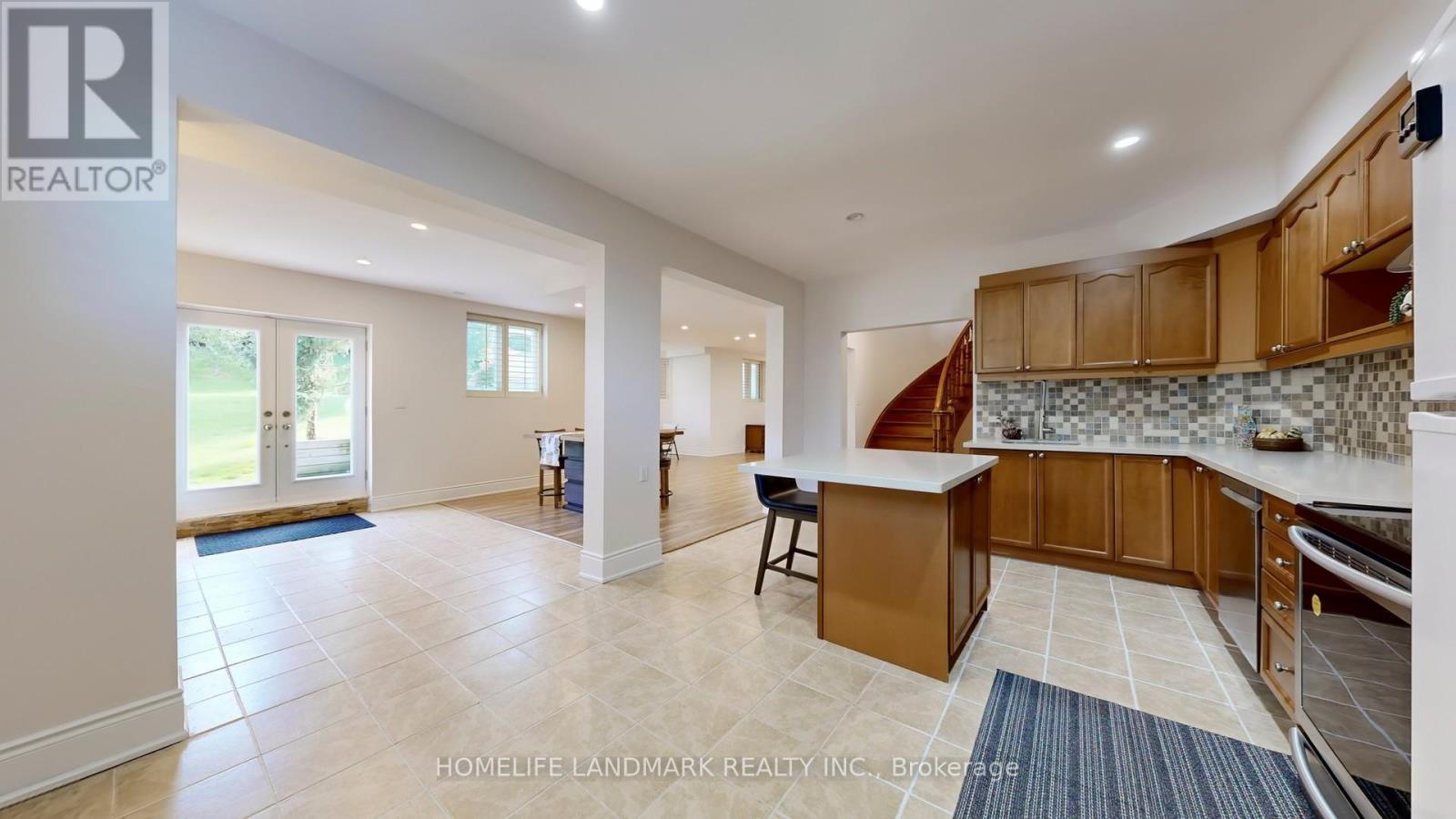 90 Offord Crescent, Aurora (Bayview Southeast), Ontario  L4G 0K5 - Photo 38 - N12430949