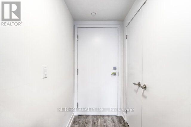 502 - 160 Canon Jackson Drive, Toronto, Ontario  M6M 0B6 - Photo 2 - W12431325