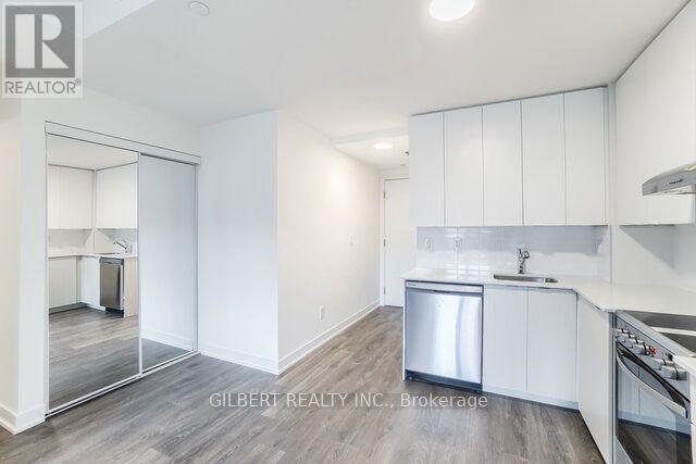 502 - 160 Canon Jackson Drive, Toronto, Ontario  M6M 0B6 - Photo 6 - W12431325
