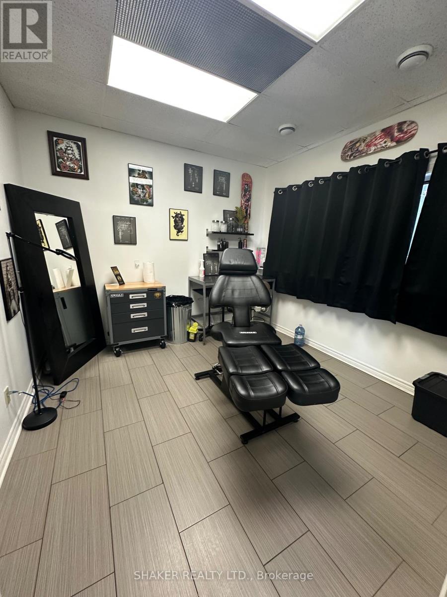 2nd Floor - 338 Preston Street, Ottawa, Ontario  K1S 4M6 - Photo 8 - X12431338