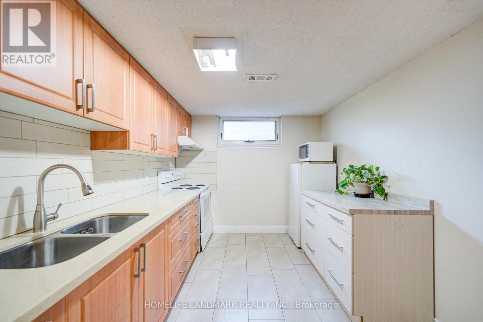 16 Paloma Place, Toronto, Ontario  M1J 1P7 - Photo 37 - E12431335