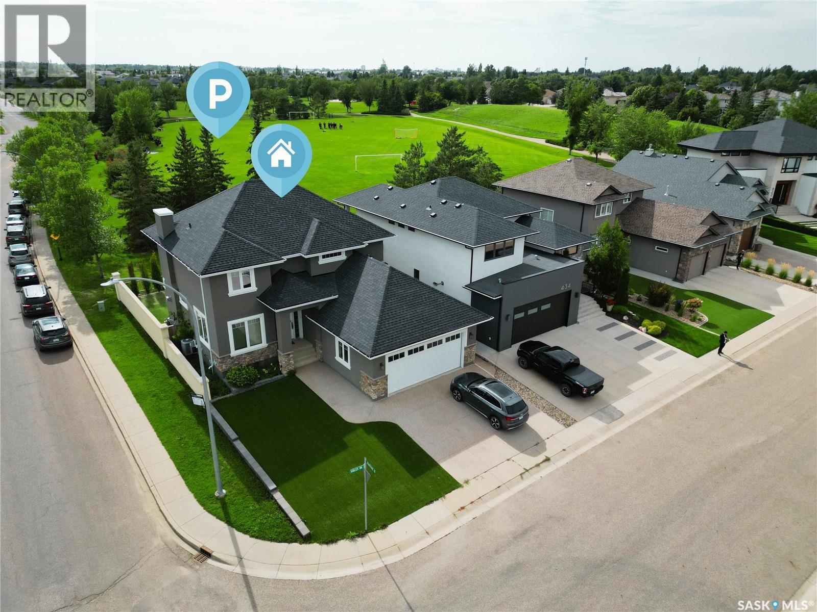 438 Horlick Manor, Saskatoon, Saskatchewan  S7N 2J6 - Photo 2 - SK019535