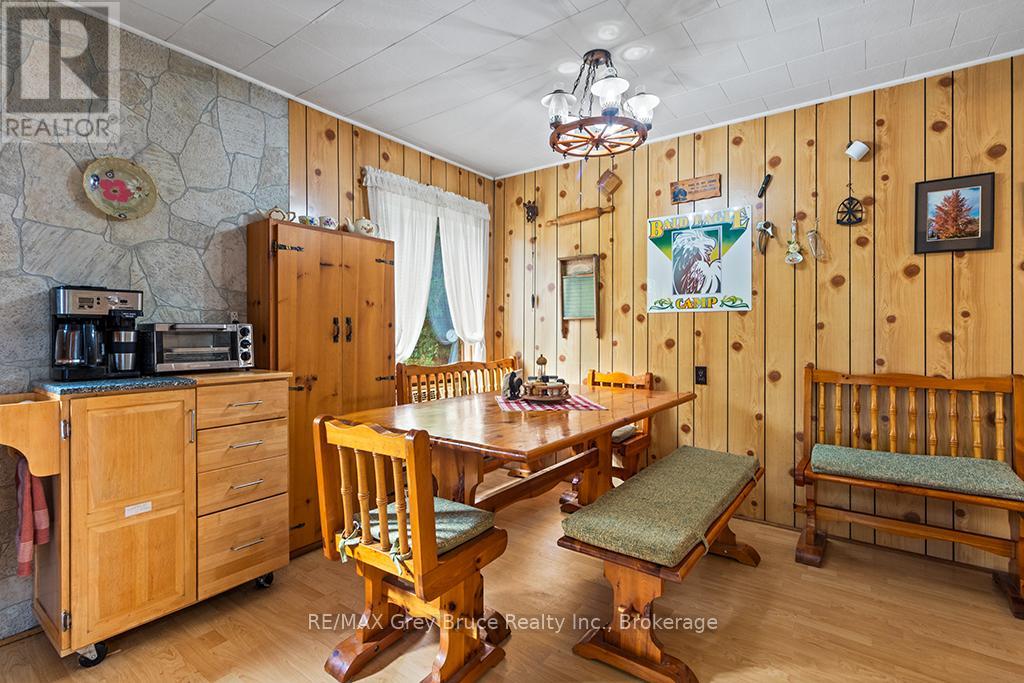 152 Shouldice Lake Road, Northern Bruce Peninsula, Ontario  N0H 1Z0 - Photo 16 - X12431341