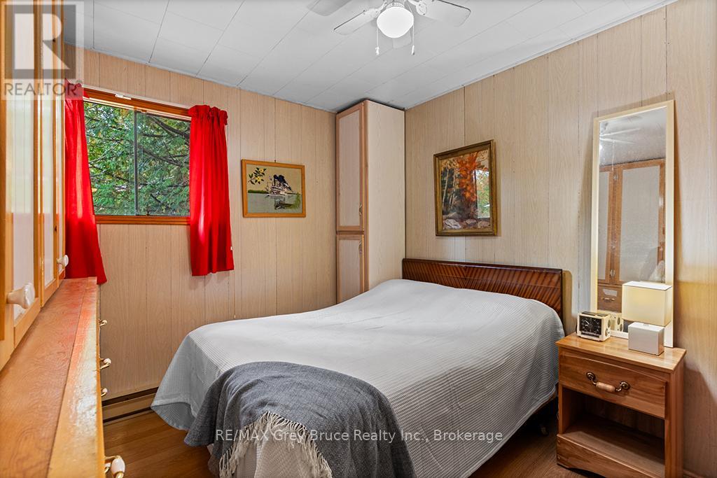 152 Shouldice Lake Road, Northern Bruce Peninsula, Ontario  N0H 1Z0 - Photo 18 - X12431341