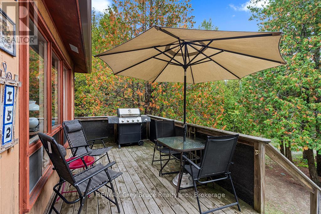 152 Shouldice Lake Road, Northern Bruce Peninsula, Ontario  N0H 1Z0 - Photo 4 - X12431341