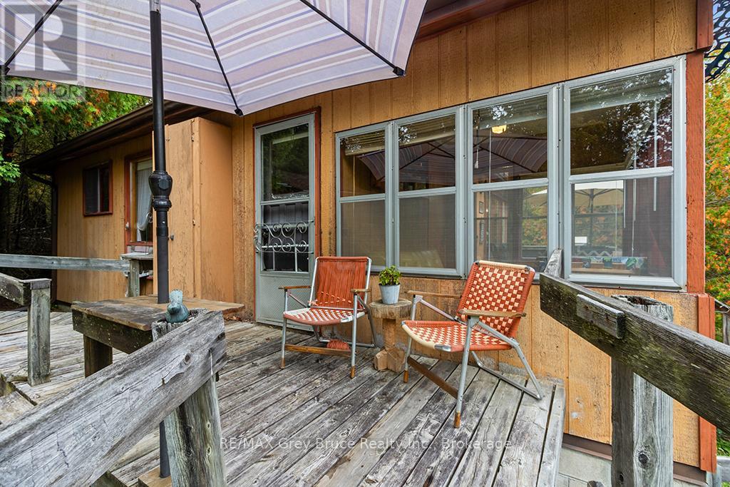 152 Shouldice Lake Road, Northern Bruce Peninsula, Ontario  N0H 1Z0 - Photo 6 - X12431341