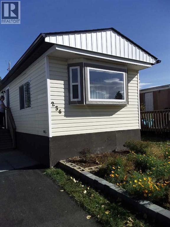 236 Polar Avenue NE, High River, Alberta