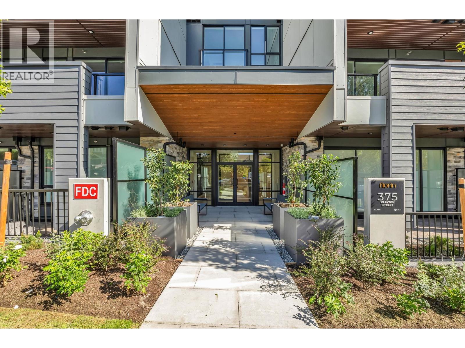 313 375 CLAYTON STREET, Coquitlam, British Columbia