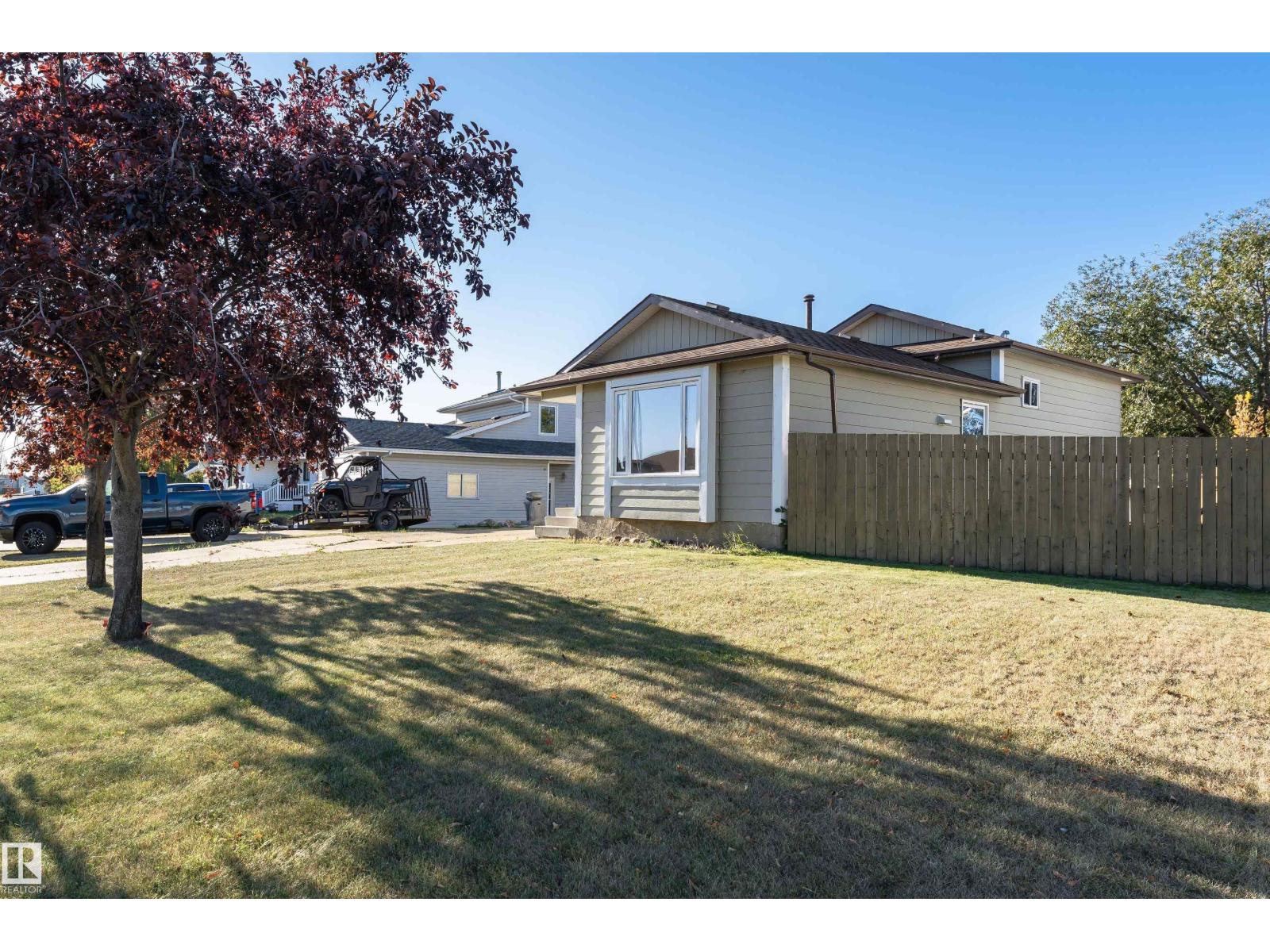 9009 102 Av, Morinville, Alberta  T8R 1B5 - Photo 3 - E4459925