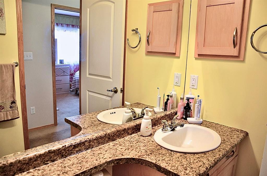 26 Stoddart Court, Winnipeg, Manitoba  R2P 1L1 - Photo 13 - 202520684