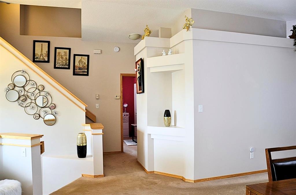 26 Stoddart Court, Winnipeg, Manitoba  R2P 1L1 - Photo 4 - 202520684