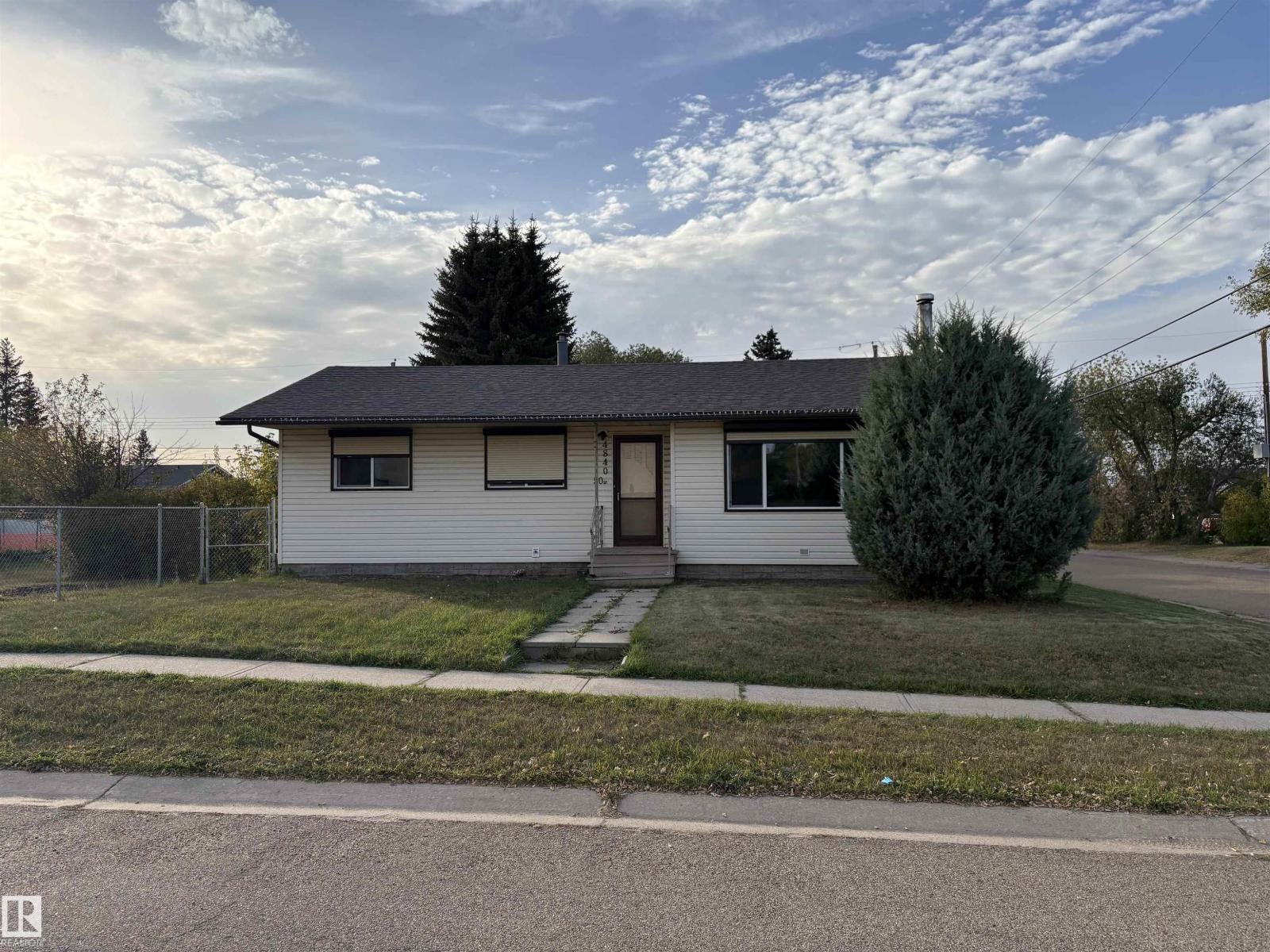 4840 50 St, Gibbons, Alberta  T0A 1N0 - Photo 1 - E4459926