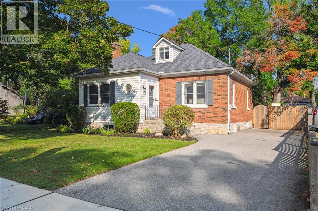 96 Selkirk Street, Cambridge  by Ask Marius Real Estate 96 Selkirk Street, Cambridge