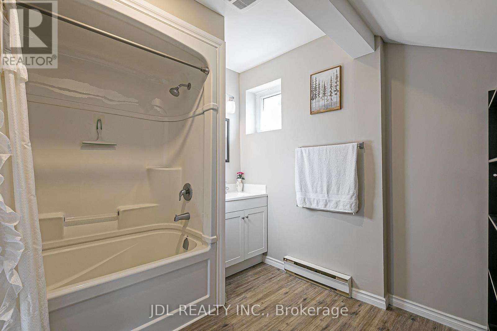 65 Grandview Street N, Oshawa, Ontario  L1G 6N6 - Photo 29 - E12430225
