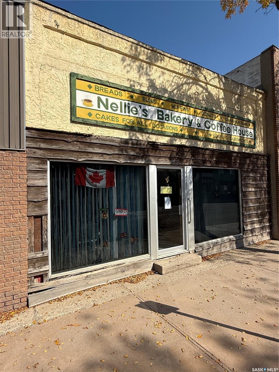 140 3rd AVENUE W, Melville, Saskatchewan