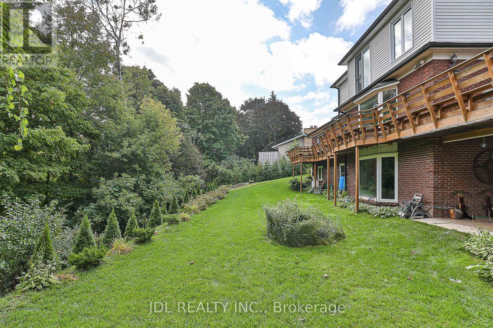 65 Grandview Street N, Oshawa, Ontario  L1G 6N6 - Photo 44 - E12430225