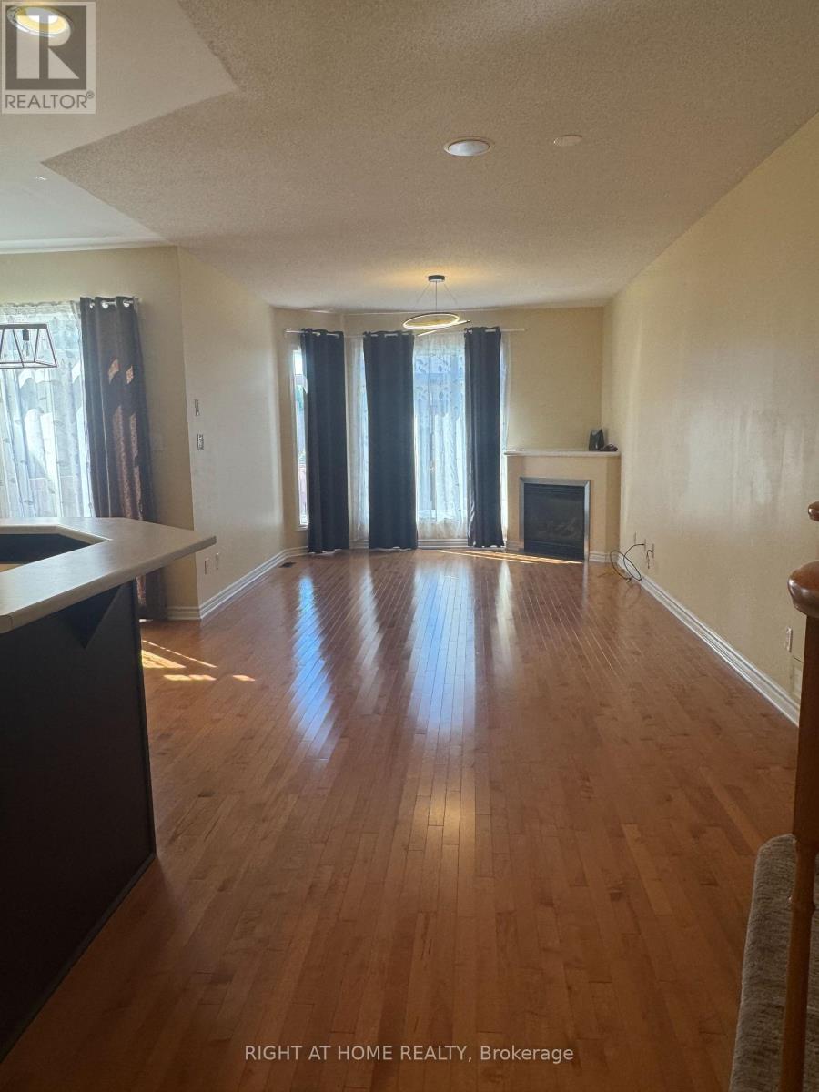 253 Waymark Crescent, Ottawa, Ontario  K2M 0A5 - Photo 14 - X12296379