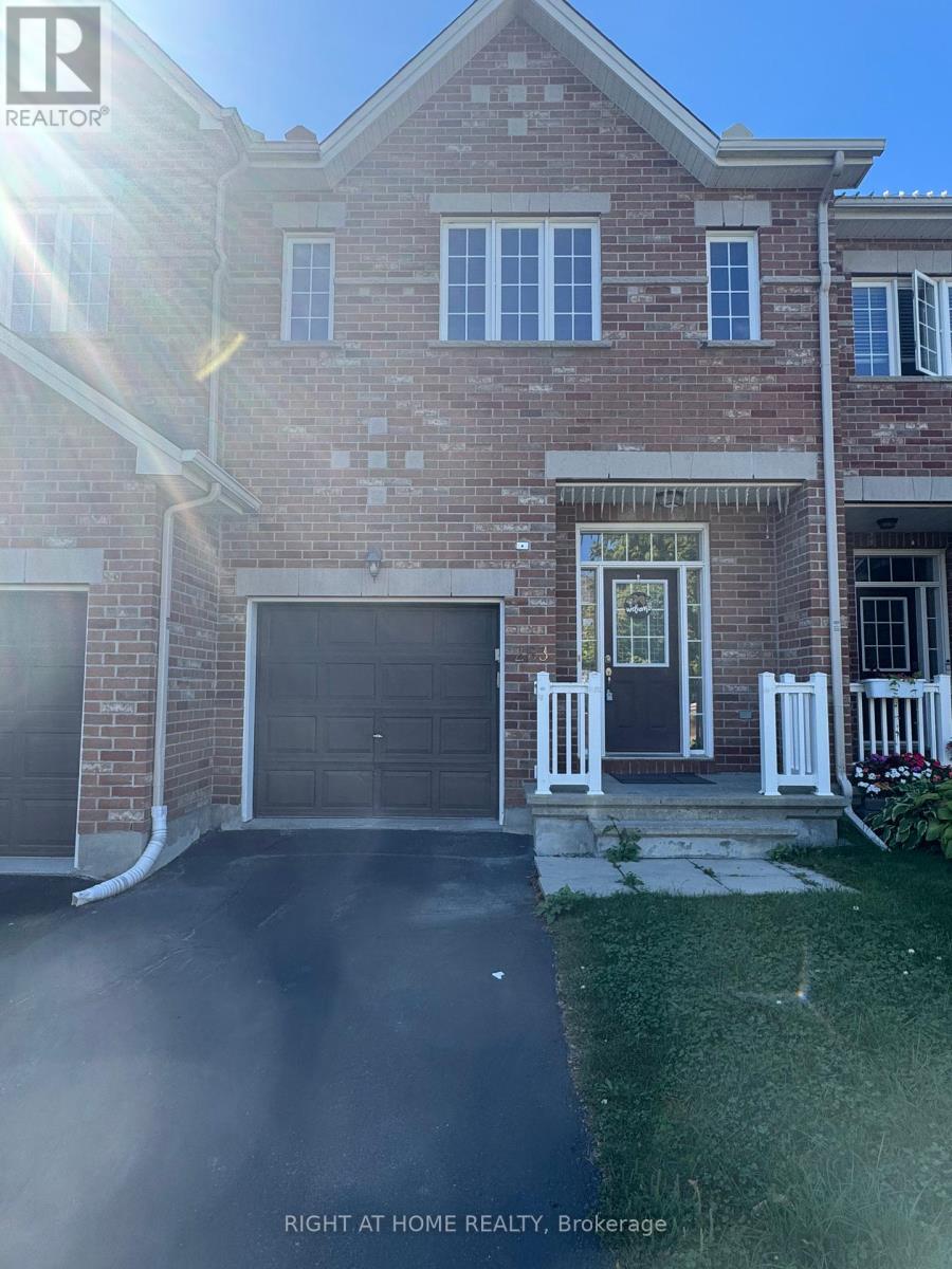 253 WAYMARK CRESCENT, Ottawa, Ontario