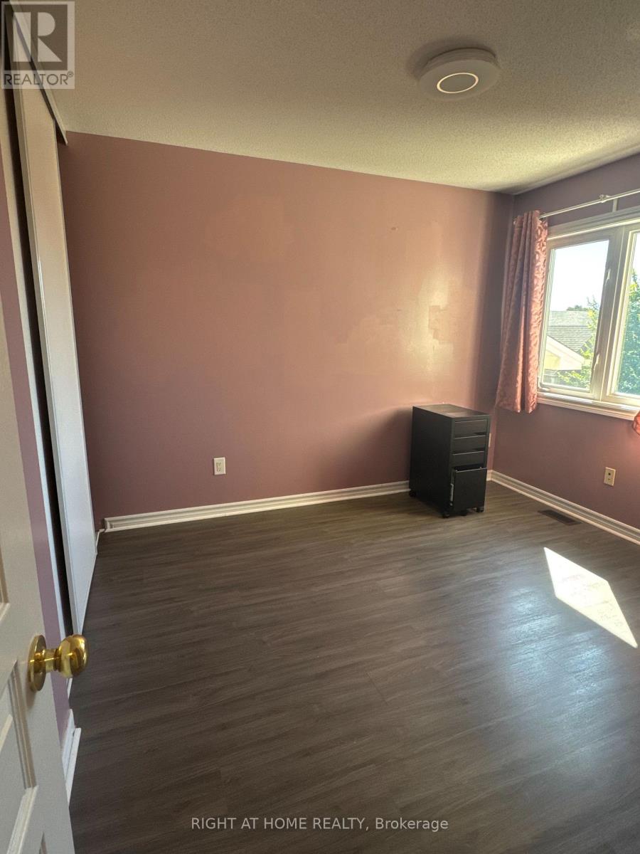 253 Waymark Crescent, Ottawa, Ontario  K2M 0A5 - Photo 24 - X12296379