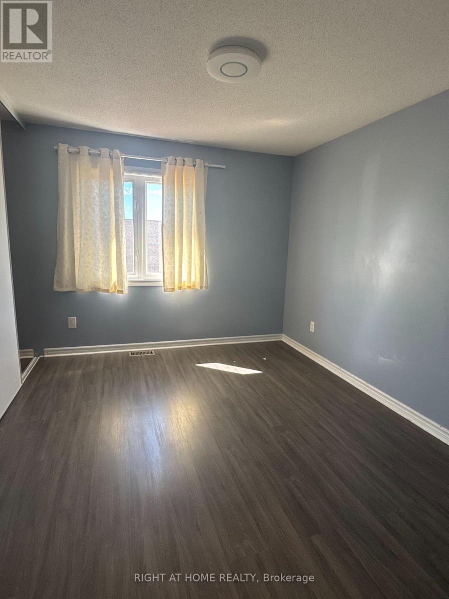 253 Waymark Crescent, Ottawa, Ontario  K2M 0A5 - Photo 25 - X12296379
