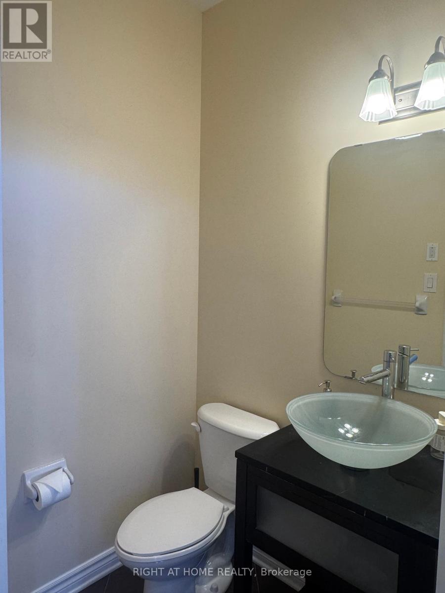 253 Waymark Crescent, Ottawa, Ontario  K2M 0A5 - Photo 7 - X12296379
