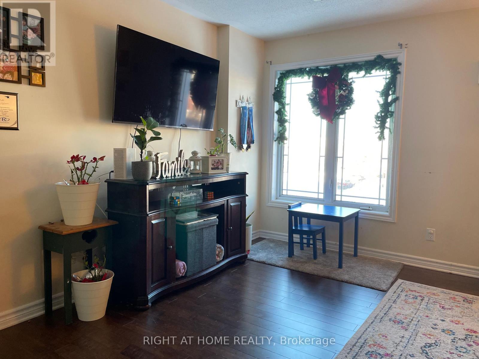 B - 590 Chapman Mills Drive, Ottawa, Ontario  K2J 3V2 - Photo 6 - X12431365