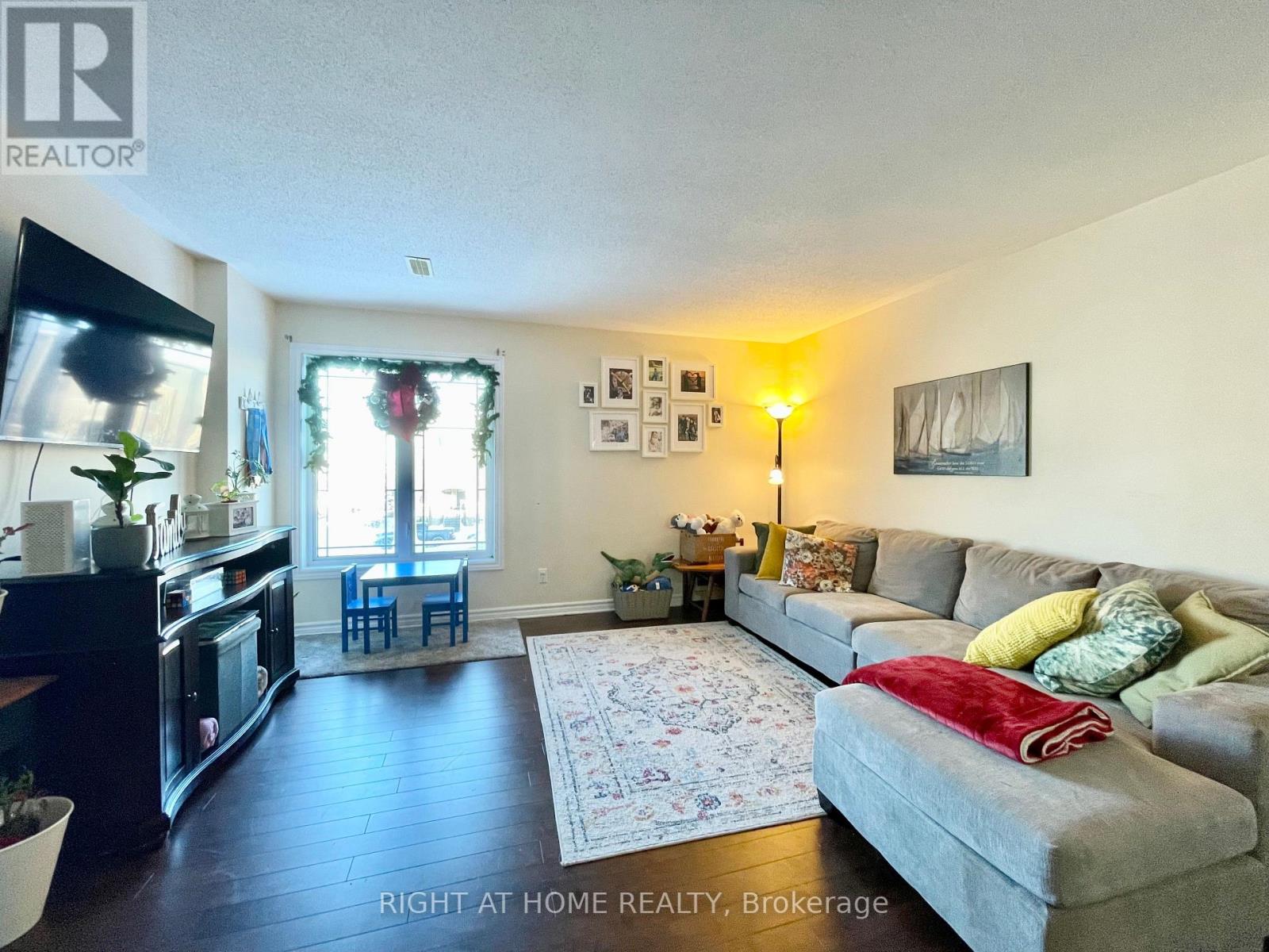 B - 590 Chapman Mills Drive, Ottawa, Ontario  K2J 3V2 - Photo 7 - X12431365
