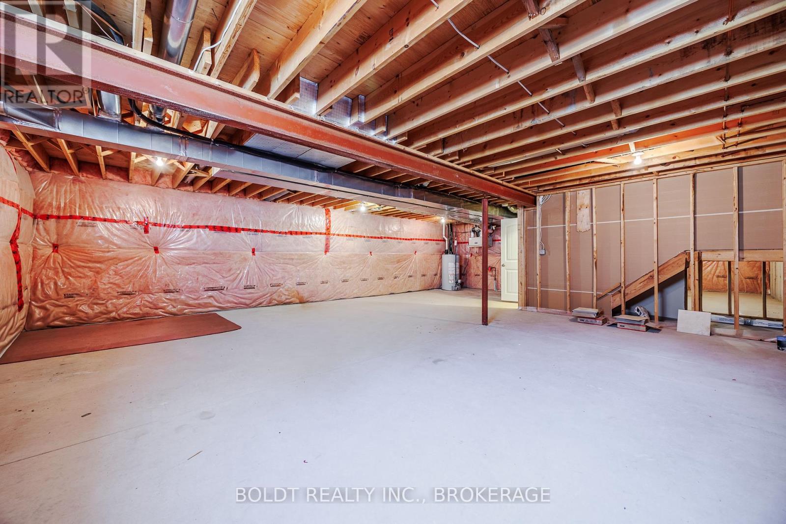 58 Videl Crescent N, St. Catharines, Ontario  L2S 2R4 - Photo 17 - X12431366