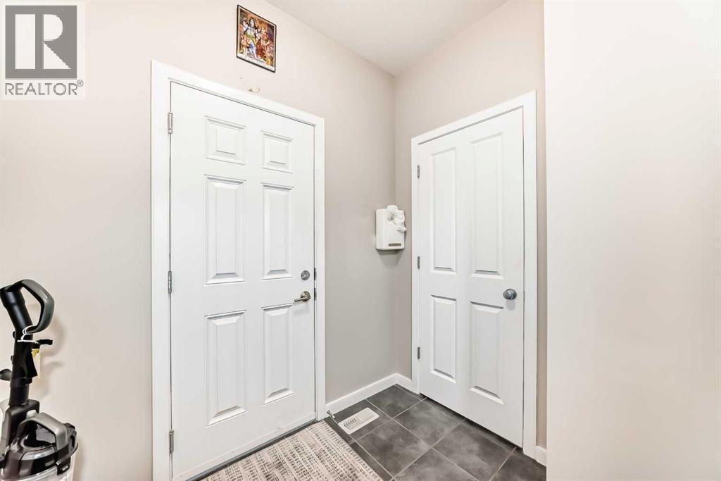 28 Panton Court Nw, Calgary, Alberta  T3K 0X2 - Photo 22 - A2260610