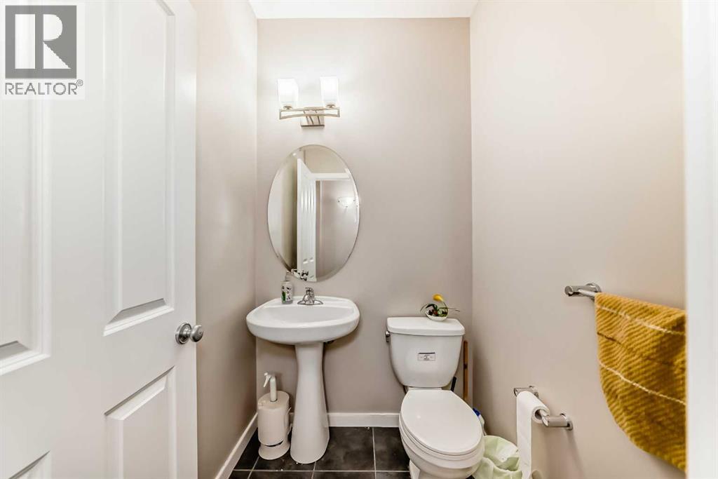 28 Panton Court Nw, Calgary, Alberta  T3K 0X2 - Photo 25 - A2260610