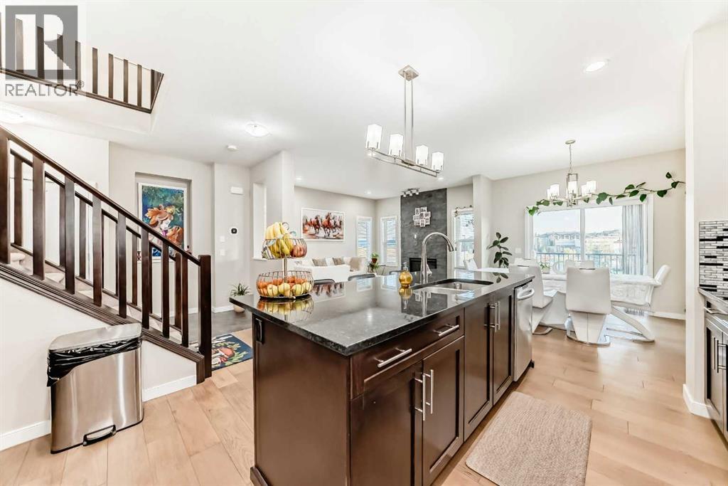 28 Panton Court Nw, Calgary, Alberta  T3K 0X2 - Photo 8 - A2260610