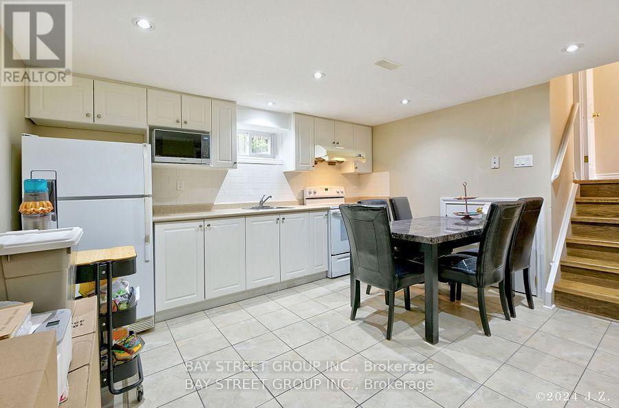 67 Grove Park Crescent, Toronto, Ontario  M2J 2C7 - Photo 16 - C12431357