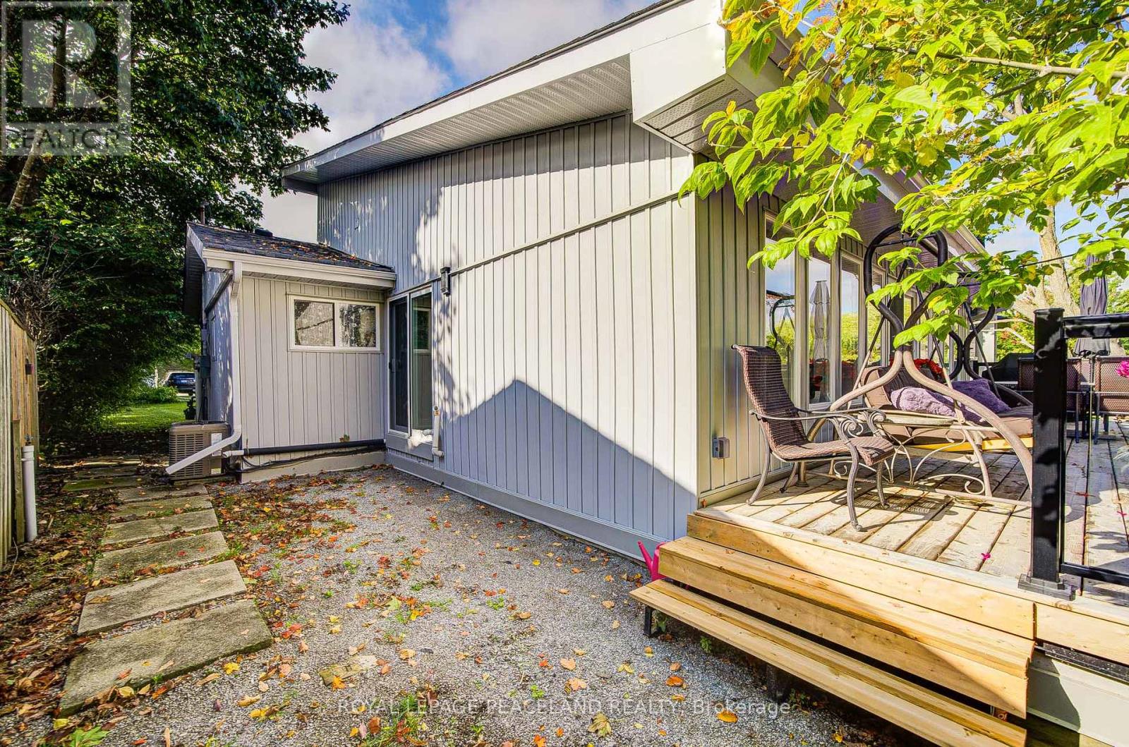 38 Lakeview Avenue, Whitchurch-Stouffville, Ontario  L4A 2H1 - Photo 31 - N12431368