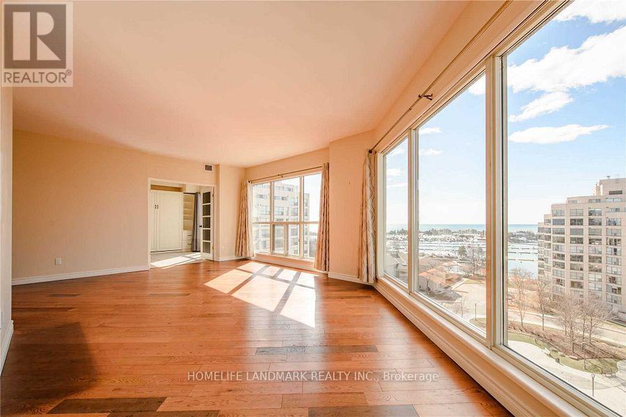 1002 - 2261 Lakeshore Boulevard W, Toronto, Ontario  M8V 3X1 - Photo 3 - W12431356