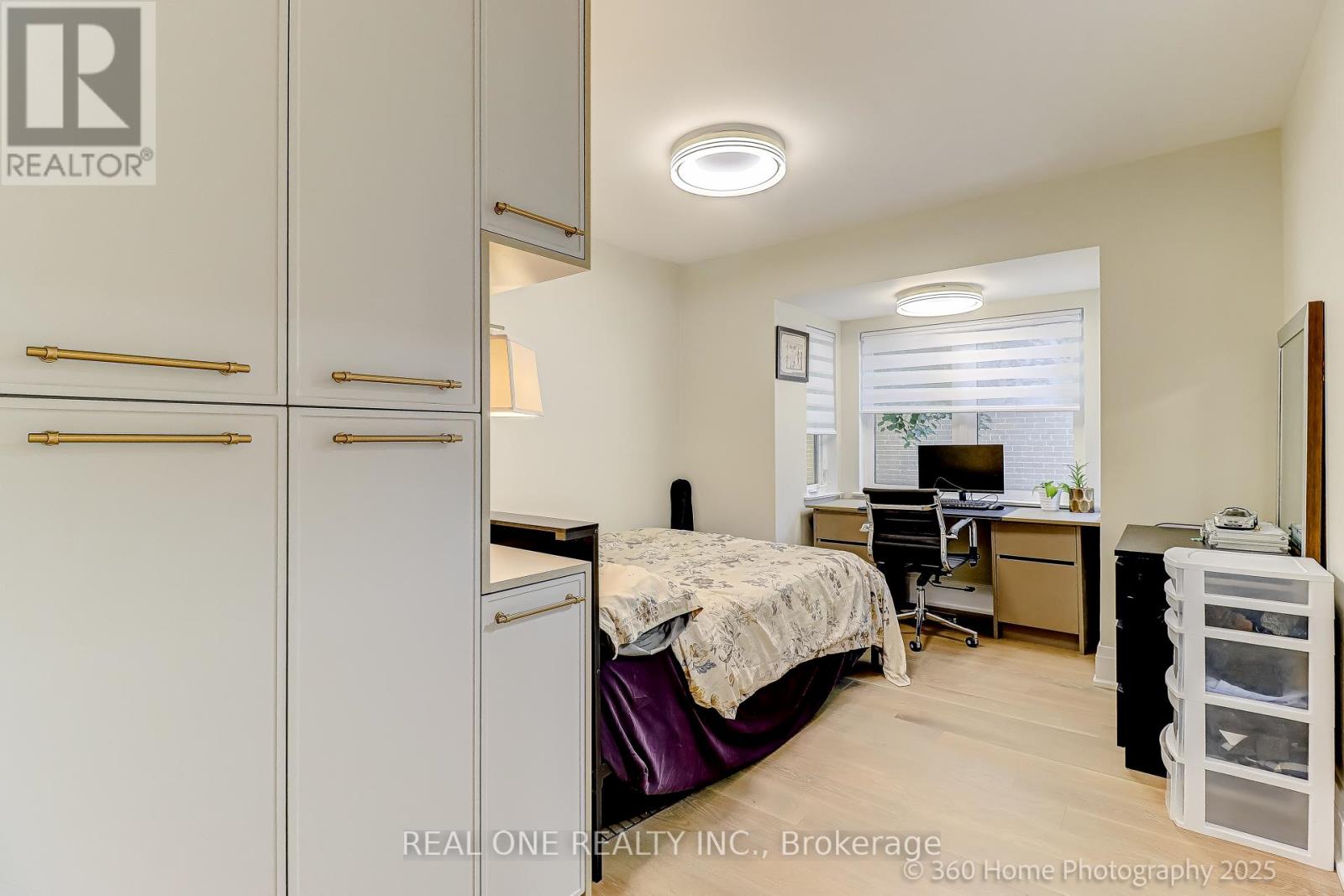 10 North Hills Terrace, Toronto, Ontario  M3C 1M6 - Photo 11 - C12431385