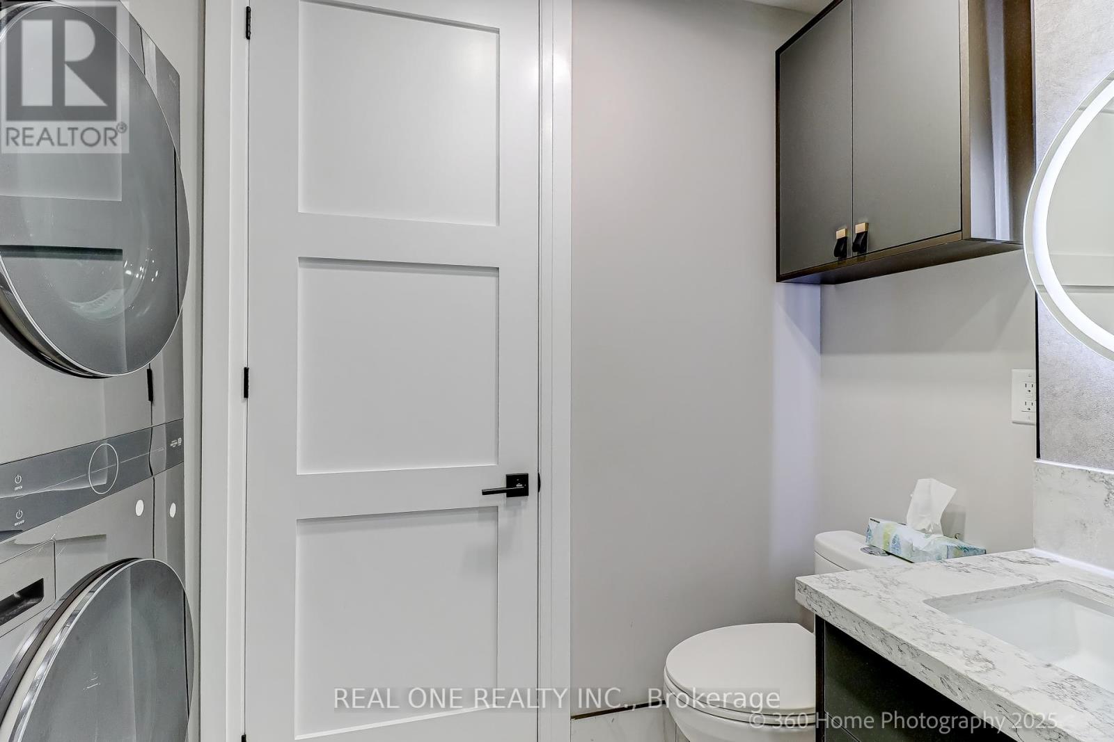 10 North Hills Terrace, Toronto, Ontario  M3C 1M6 - Photo 18 - C12431385