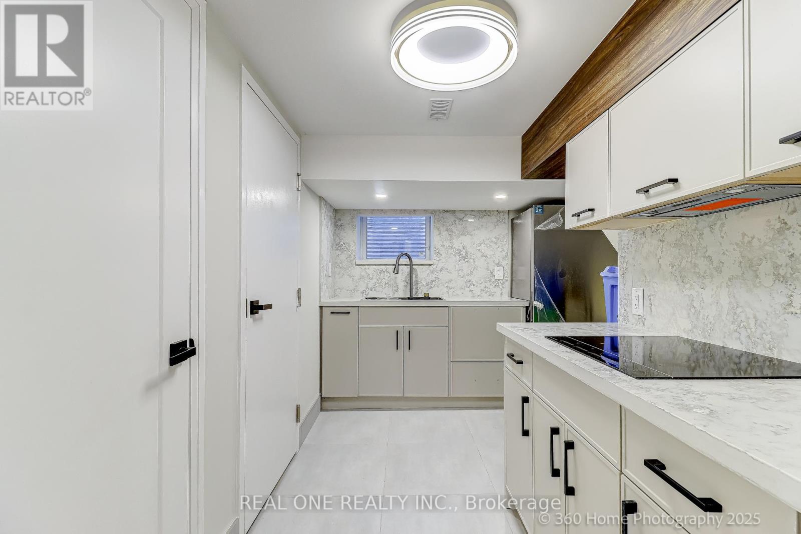 10 North Hills Terrace, Toronto, Ontario  M3C 1M6 - Photo 26 - C12431385
