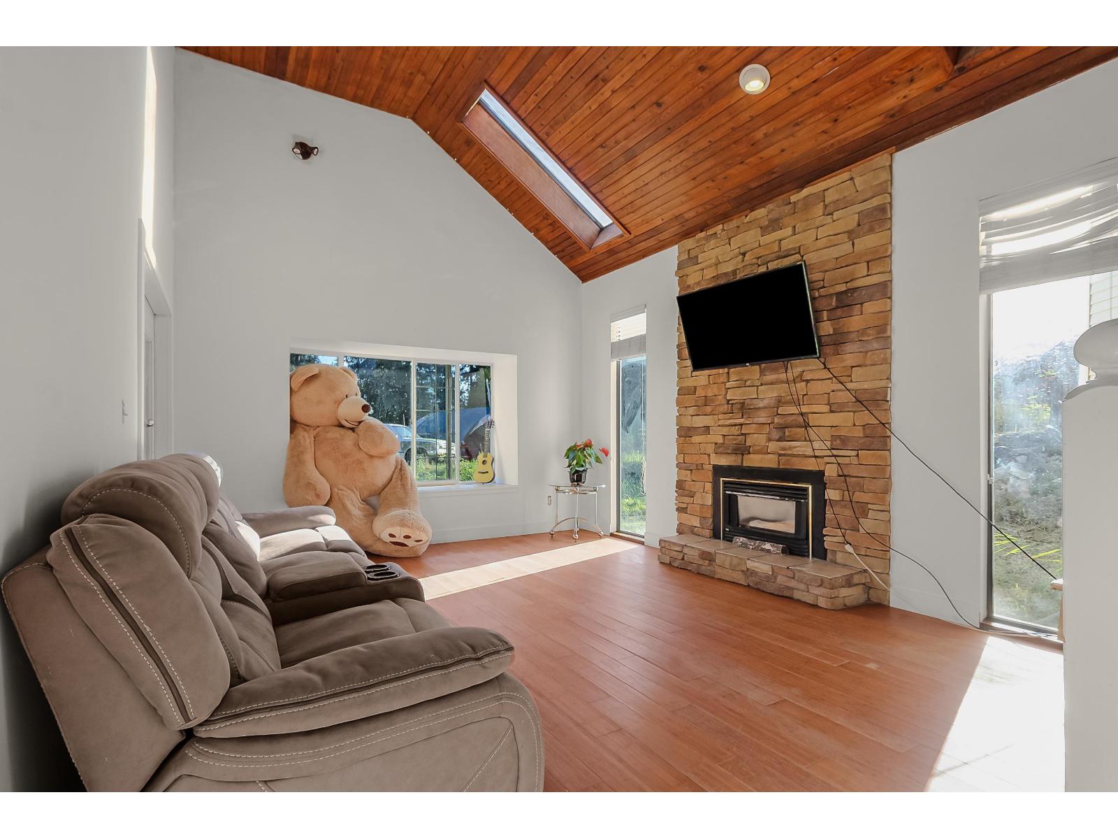 9538 STAVE LAKE STREET, Mission, British Columbia